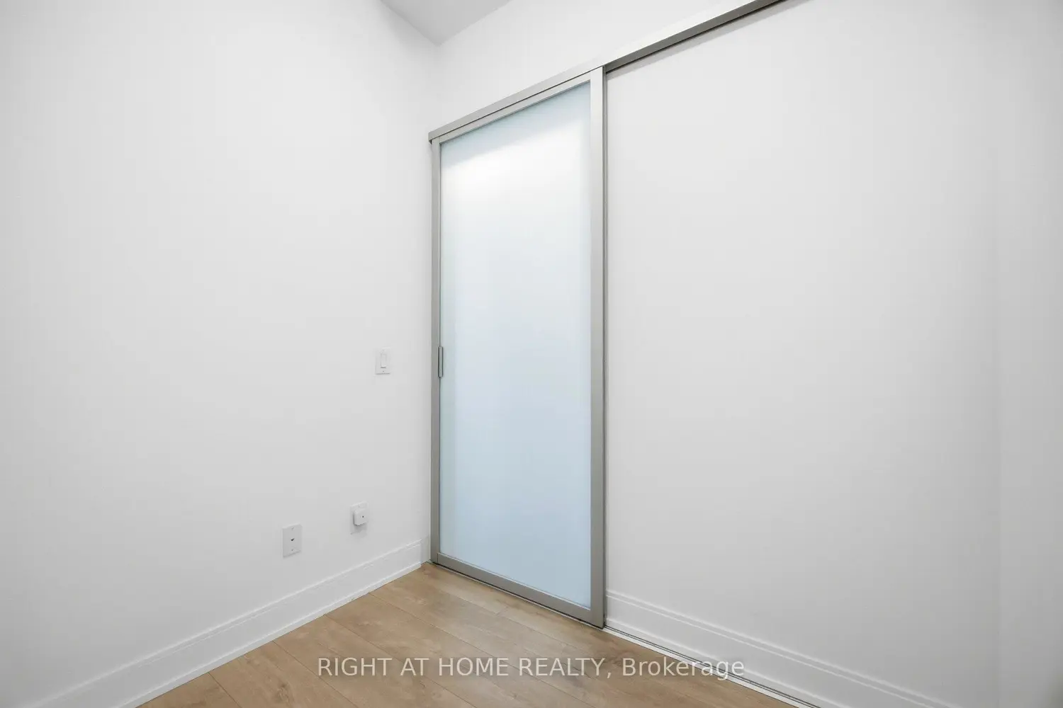 Additional image 15 of 70 Annie Craig Drive 1008