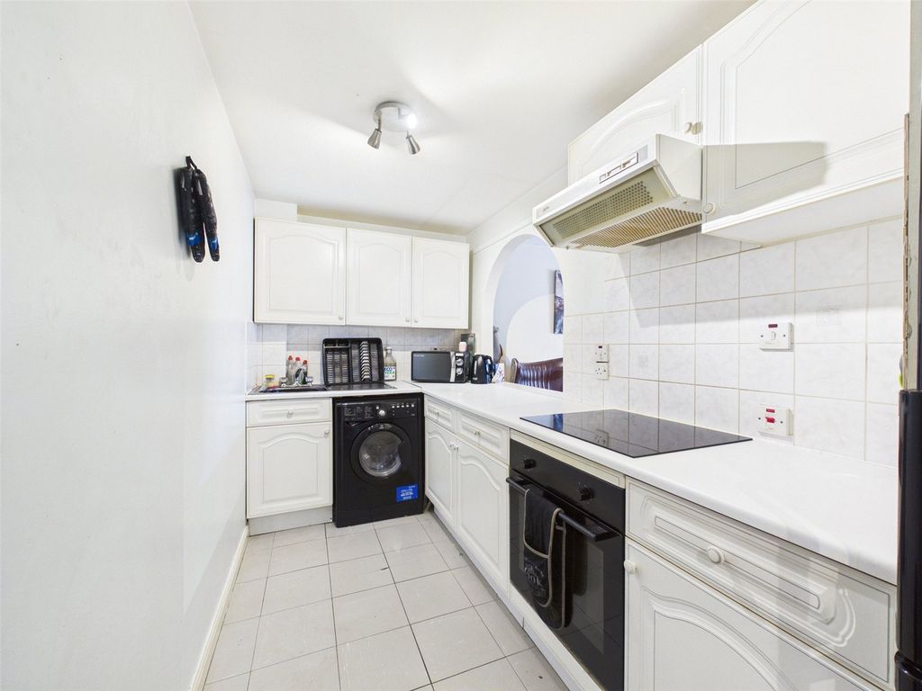 Additional image 4 of 2 bed flat for saleEast Street, Okehampton, Devon EX20