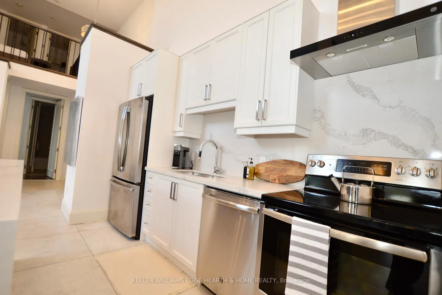 112 King Street Ph 6