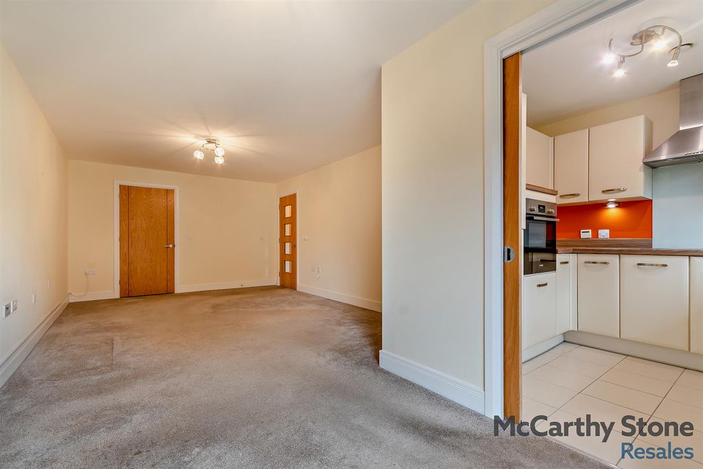 Additional image 11 of 2 bed flat for saleFrancis Court, Barbourne Road, Worcester WR1