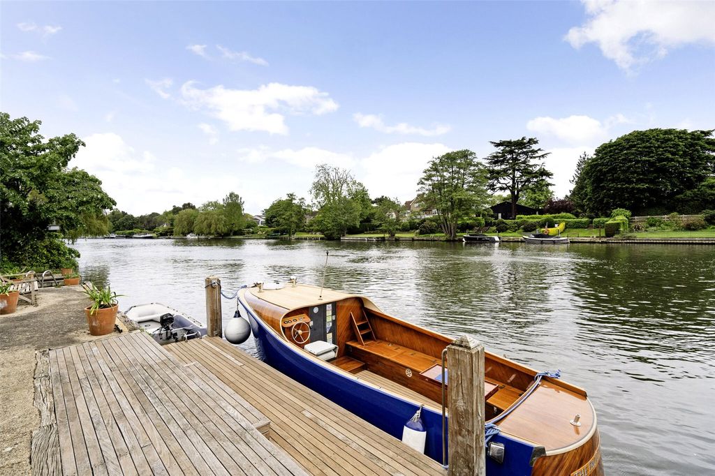 Additional image 26 of 6 bed detached house for saleFishery Road, Bray, Berkshire SL6