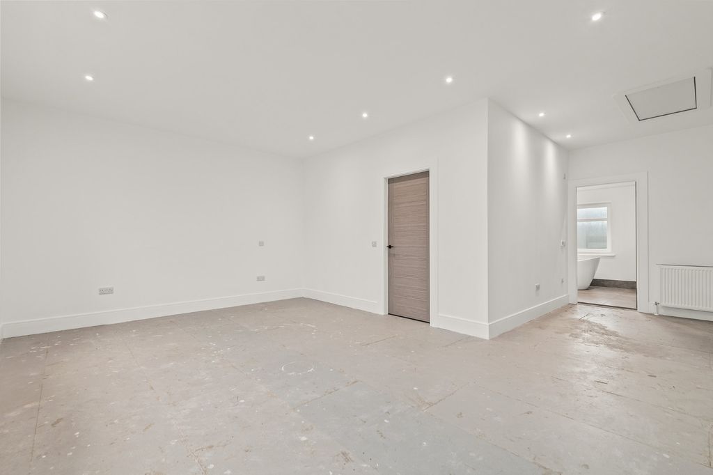 Additional image 19 of 4 bed detached house for saleInchcross Steadings, Standhill Road, Bathgate, West Lothian EH48