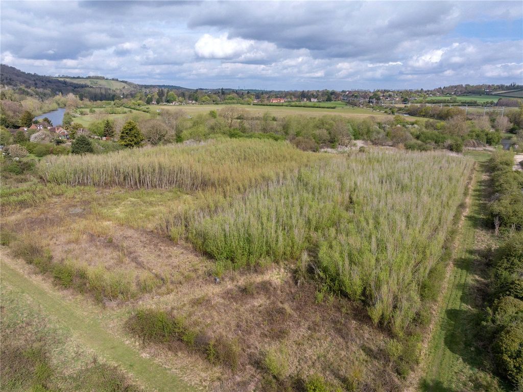Land for saleLot 3 | Hillfields Farm, Lower Basildon, Reading, Berkshire RG8 photo 3