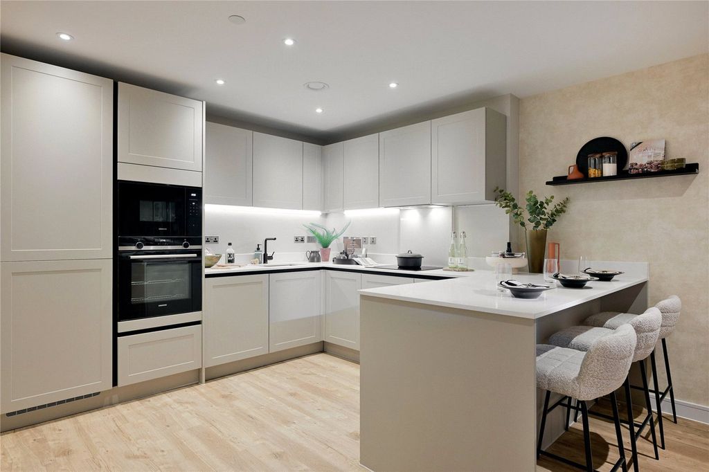 2 bed flat for saleThe Clifton Collection, Apartment 15, College Road, Clifton BS8 photo 2