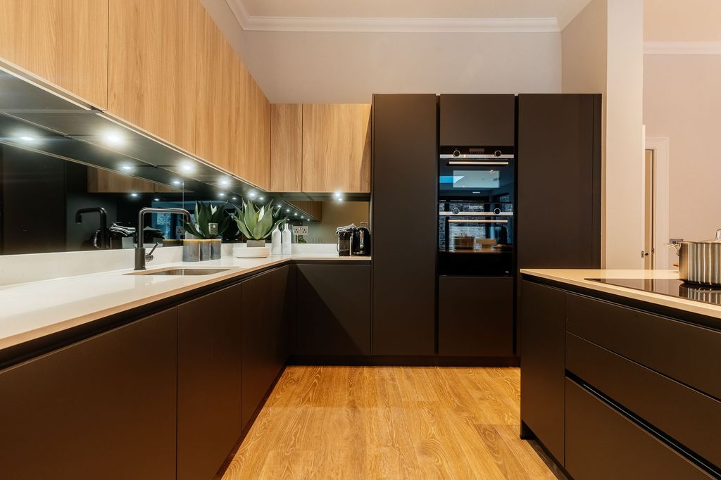 Additional image 9 of 5 bed town house for saleMillerfield Place, Edinburgh EH9
