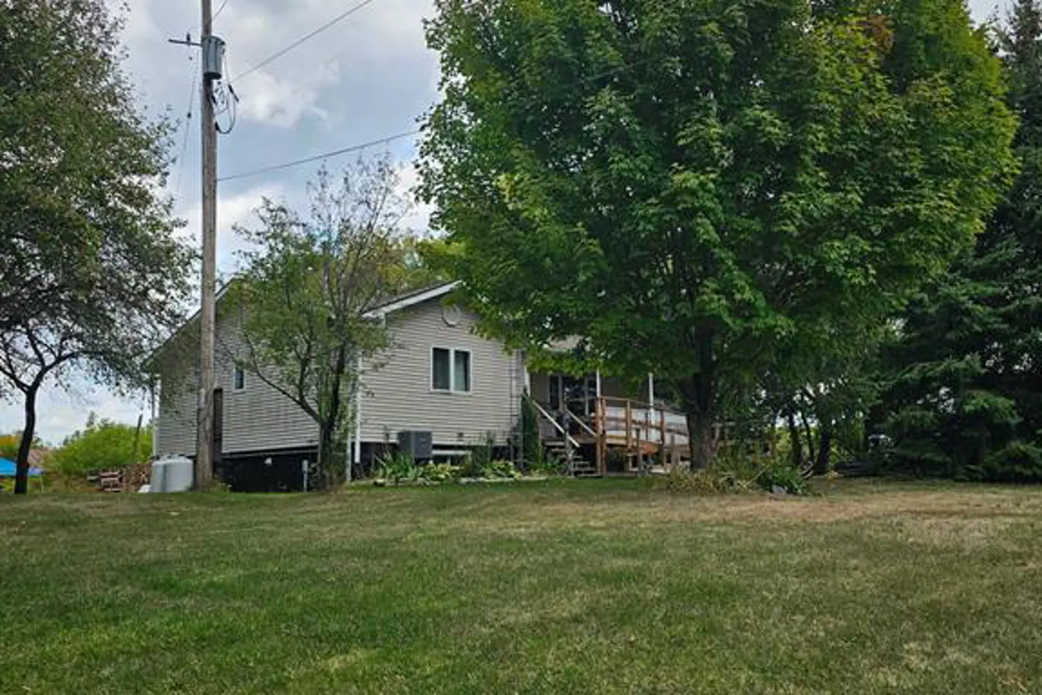 609 Lower Slash Road photo 2