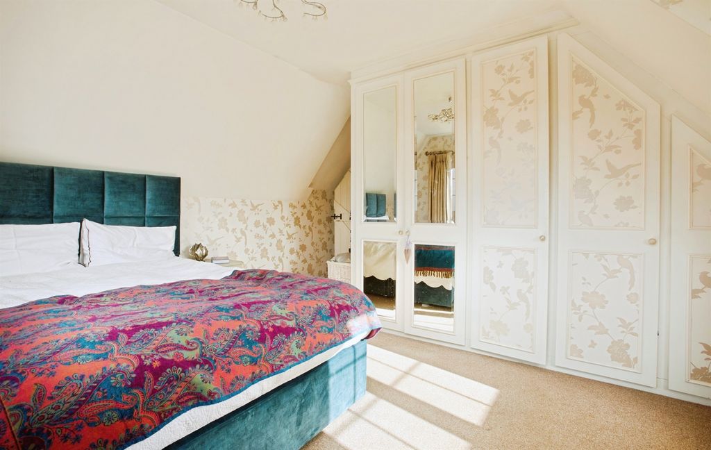 Additional image 12 of 4 bed link detached house for saleHolders Road, Amesbury, Salisbury SP4