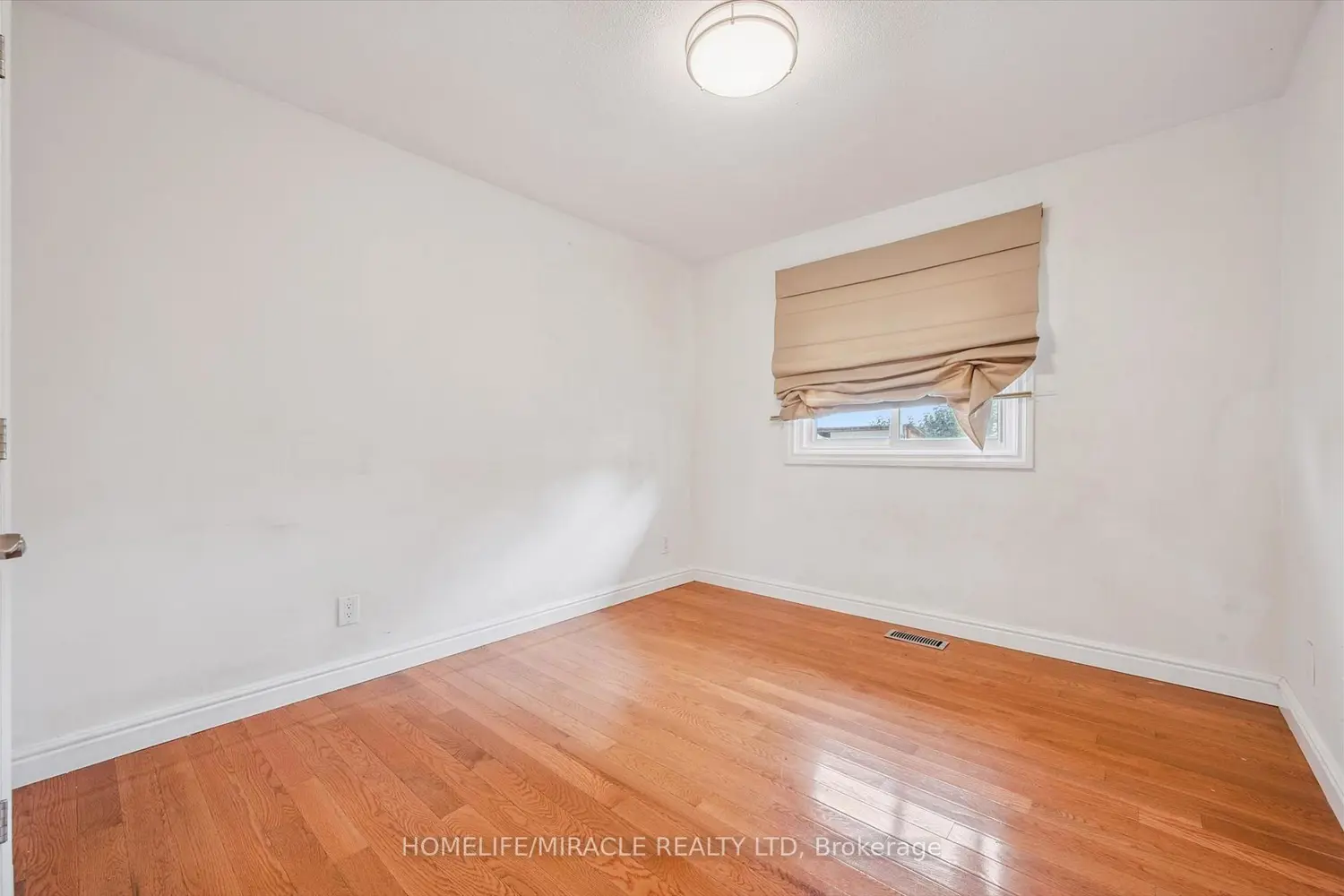 Additional image 12 of 4217 Victoria Road