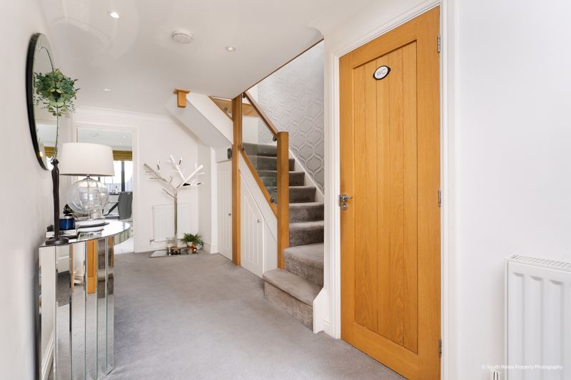 4 bed detached house for saleSully Road, Penarth CF64 photo 4