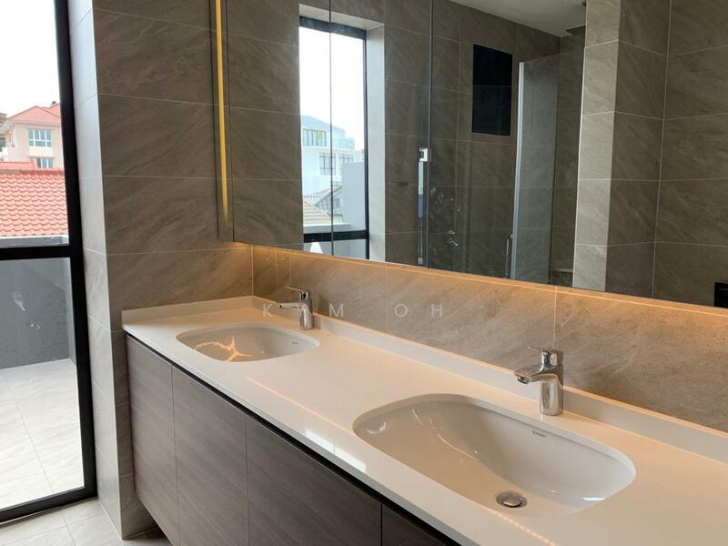 Additional image 2 of Siglap Road/East Coast