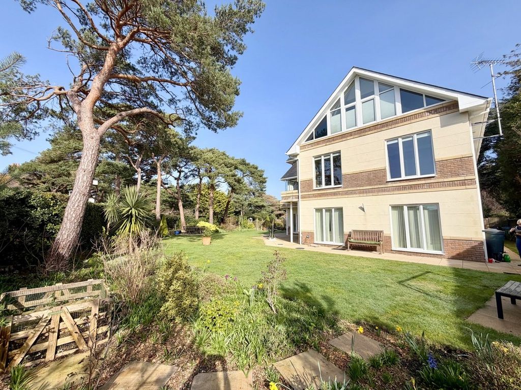 Additional image 32 of 3 bed flat for saleNairn Road, Canford Cliffs, Poole BH13