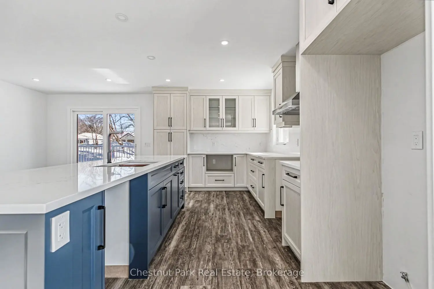 Additional image 5 of 307 1St Avenue