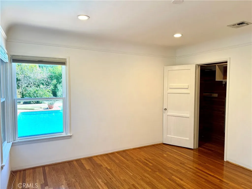 Additional image 37 of 6534 Peach Avenue, Van Nuys, CA 91406