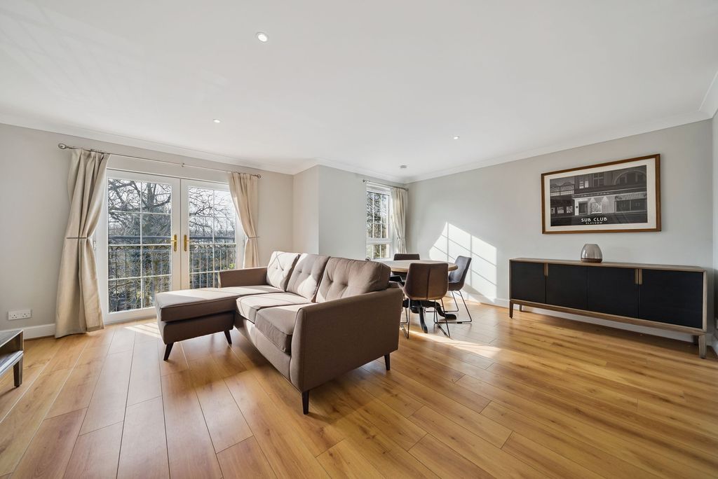 Additional image 4 of 2 bed flat for saleFlat 11, 1 Braid Avenue, Cardross G82