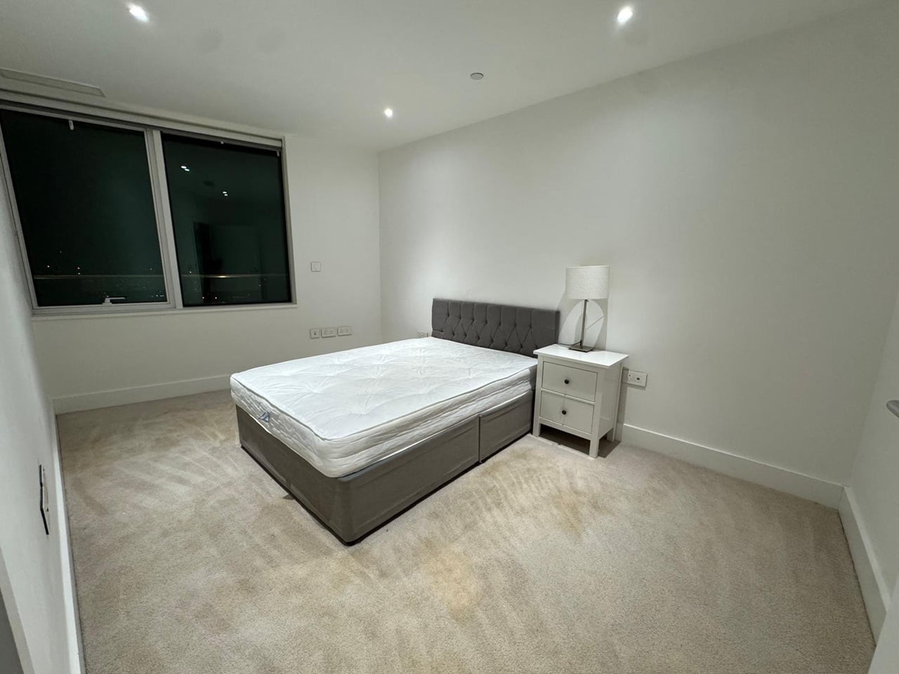 Additional image 5 of 3 Bed Flat, Lombard Wharf, SW11, N1 7GU