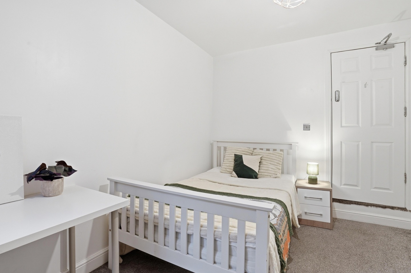 Additional image 2 of Room in a Shared House, Willow Avenue, B17, N1 7GU