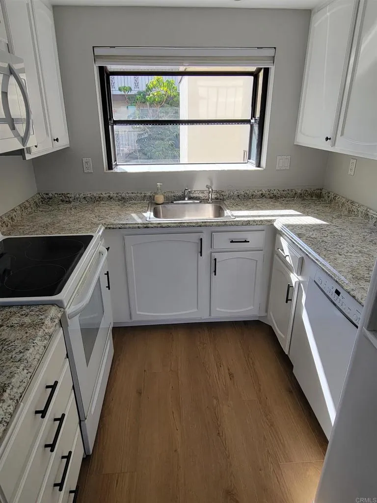 Additional image 14 of 1263 Robinson Avenue Unit 12, San Diego, CA 92103