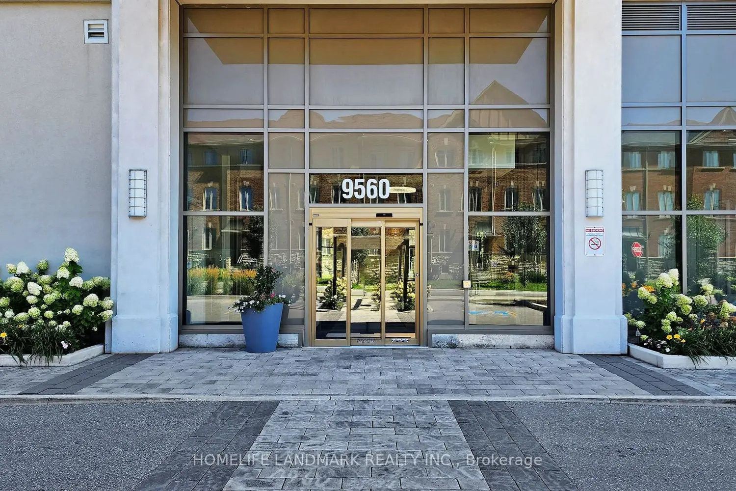 9560 Markahm Road 901 photo 2