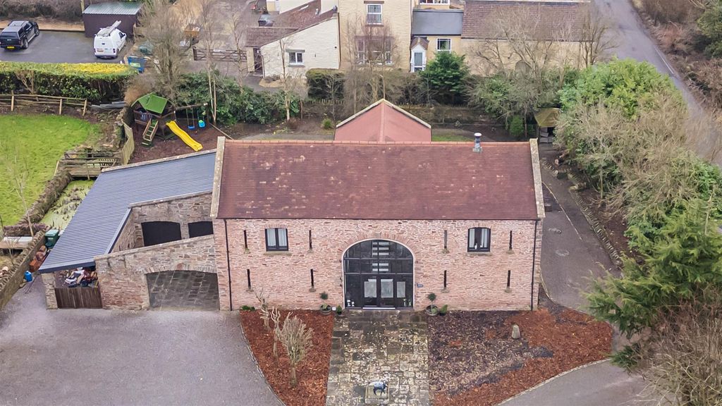 Additional image 14 of 4 bed barn conversion for saleThe Barn, Old Gloucester Road, Winterbourne, Bristol, Gloucestershire BS36