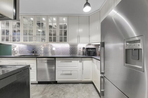 Additional image 7 of 326-9101 Horne Street, Burnaby, BC, V3N 4M3