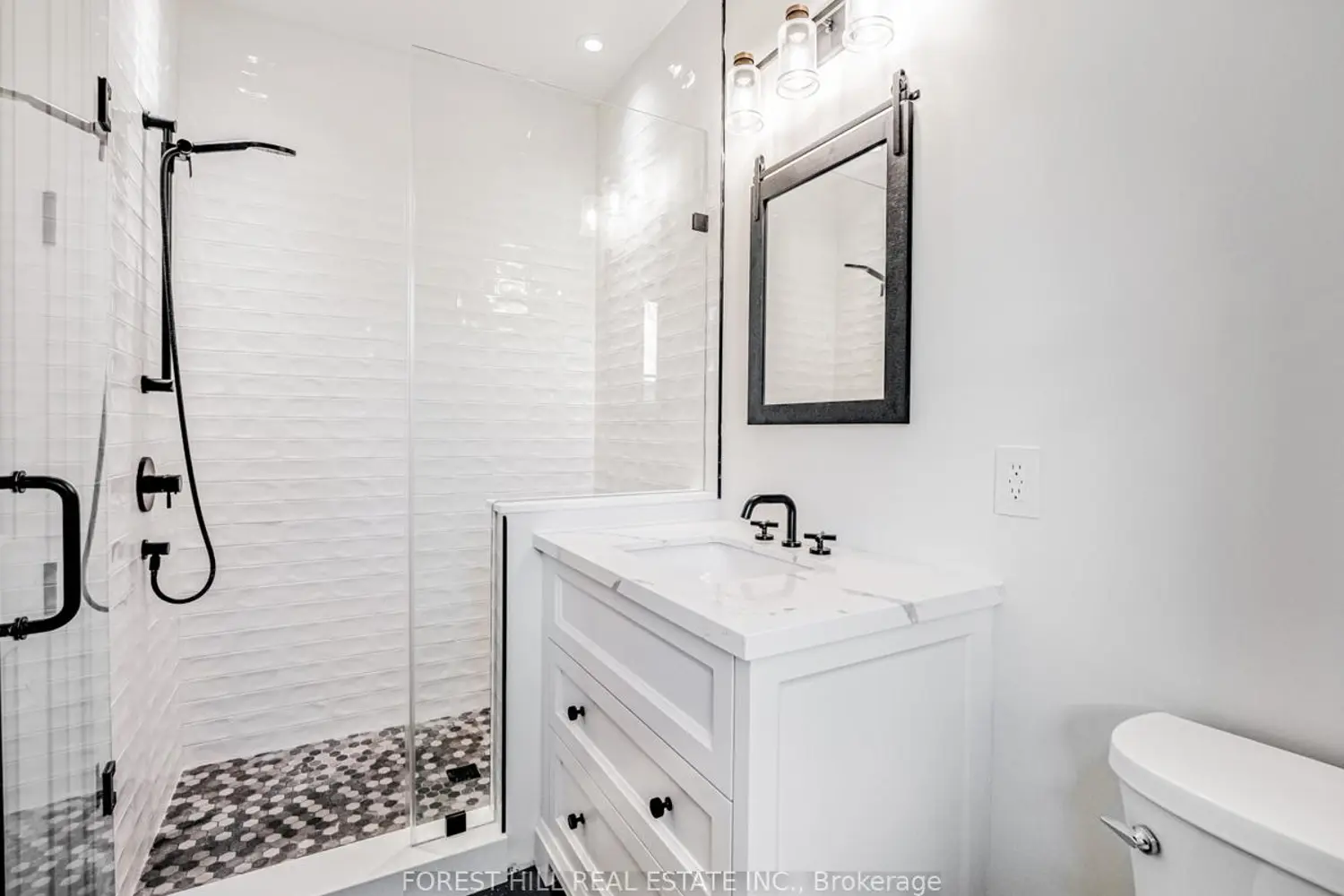 Additional image 9 of 7089 Second Line