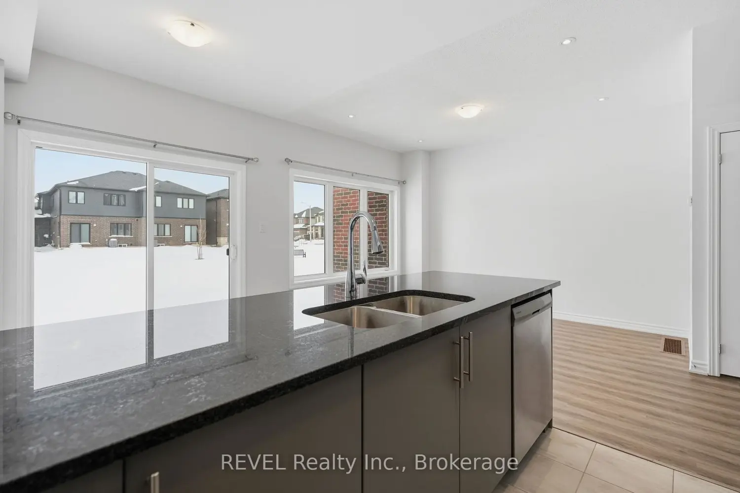 Additional image 8 of 27 Admiral Road