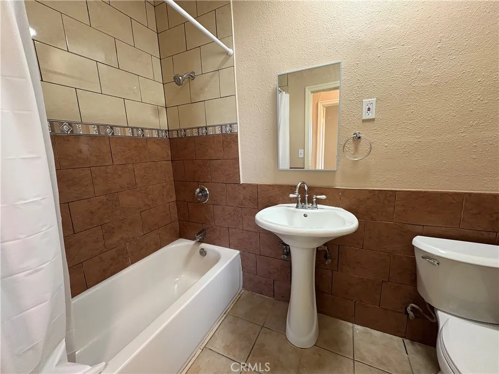 Additional image 34 of 1156 E 17th St, Long Beach, CA 90813