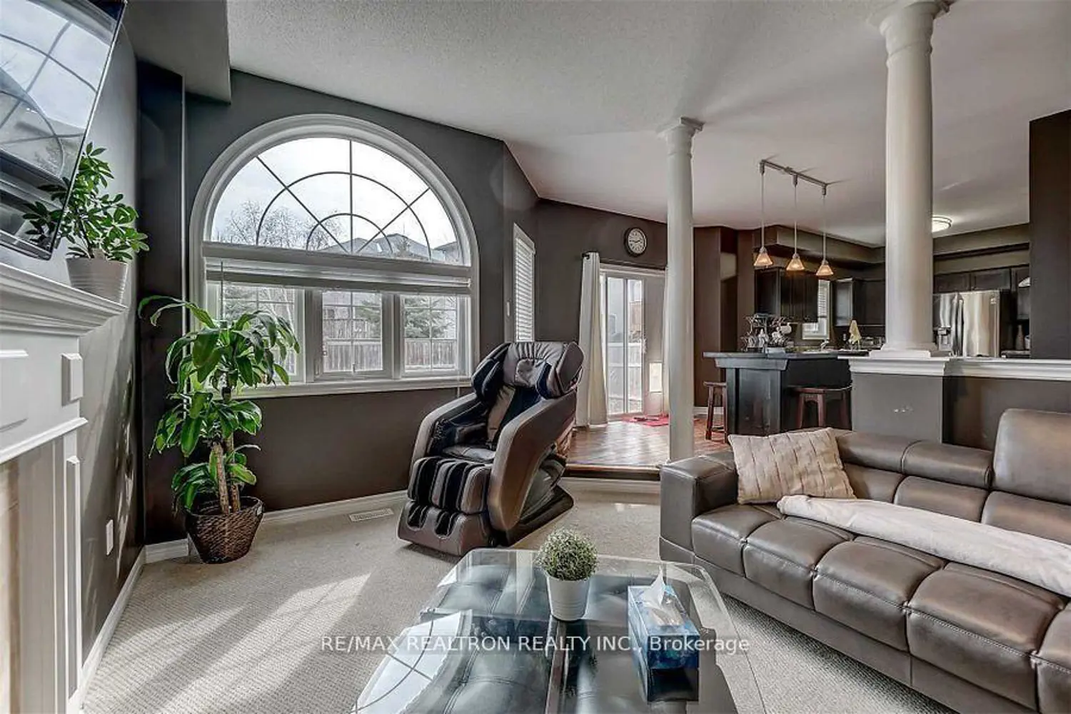 Additional image 8 of 416 Mapleton Avenue