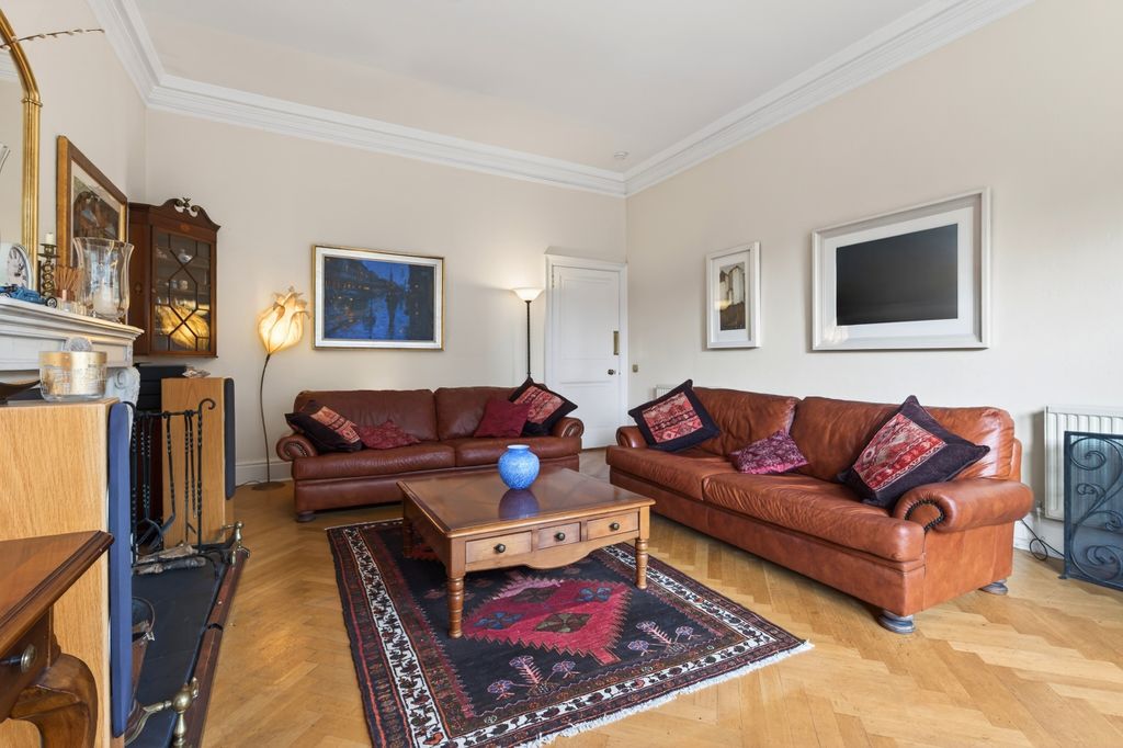 Additional image 37 of 4 bed flat for sale21 2 Rothesay Terrace, Edinburgh EH3