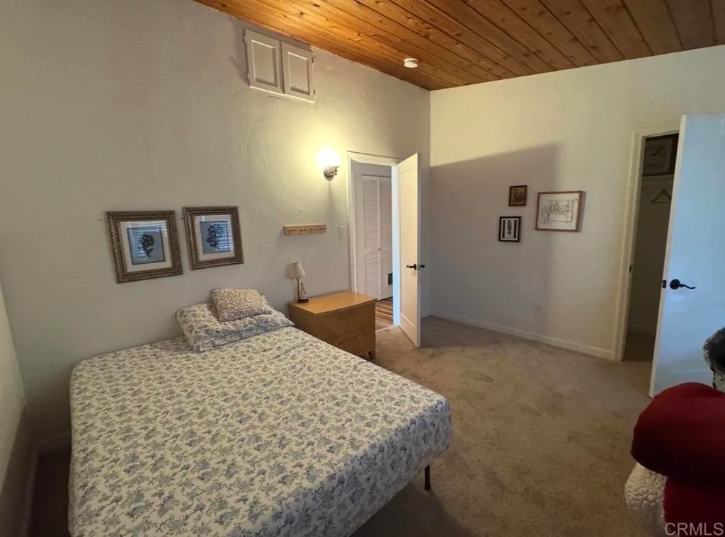 2610 Glebe Rd, Lemon Grove, CA 91945