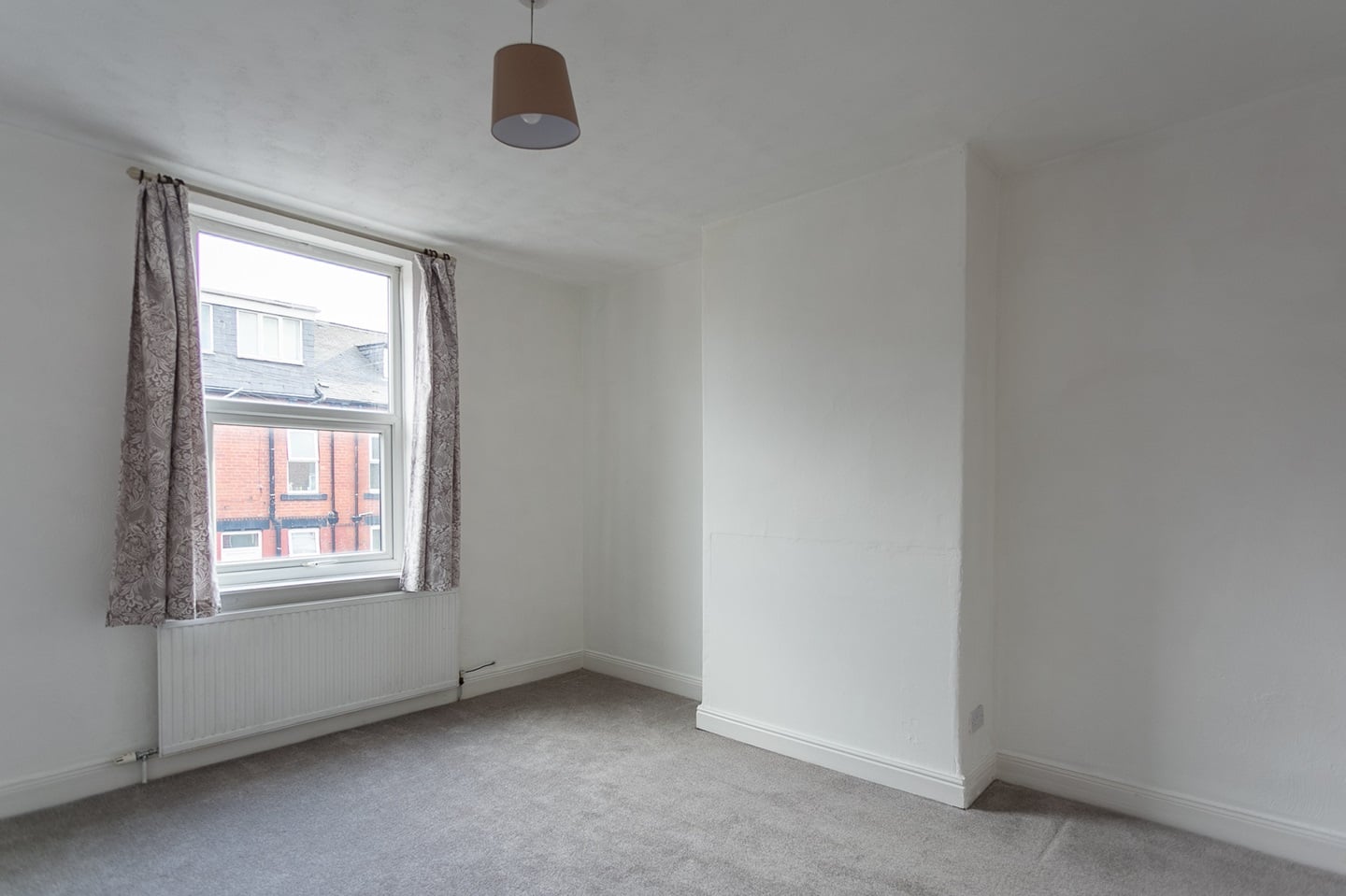 2 Bed Terraced House, Cecil Mount, LS12, N1 7GU