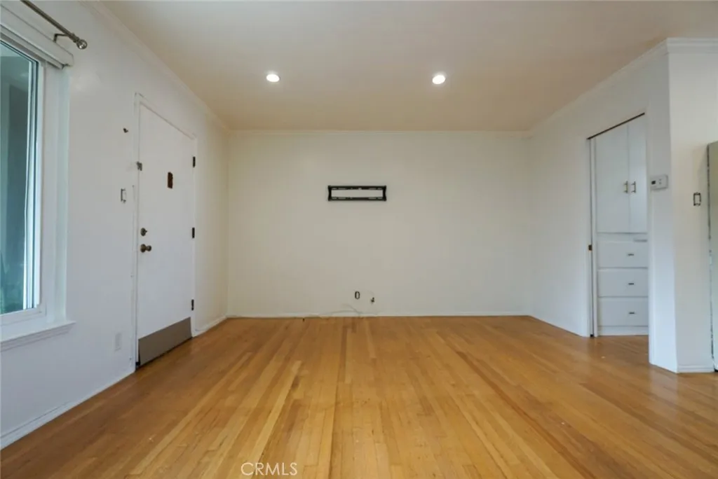 Additional image 4 of 2105 E Ocean Blvd Unit 19, Long Beach, CA 90803