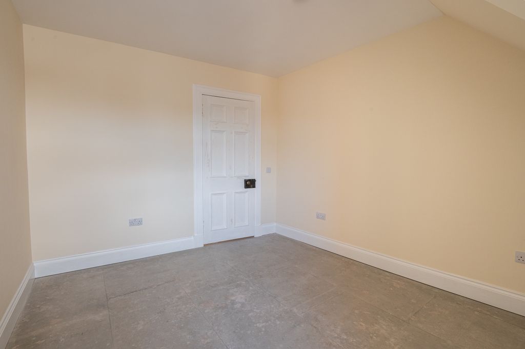 Additional image 20 of 3 bed flat for saleCromwell Street, Stornoway HS1