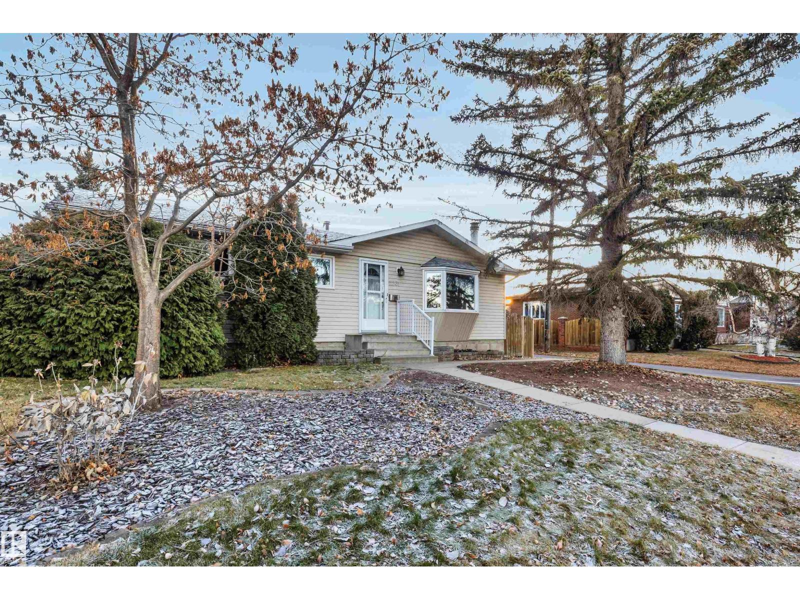 Additional image 3 of 11231 41 Avenue NW, Edmonton, AB, T6J0T6