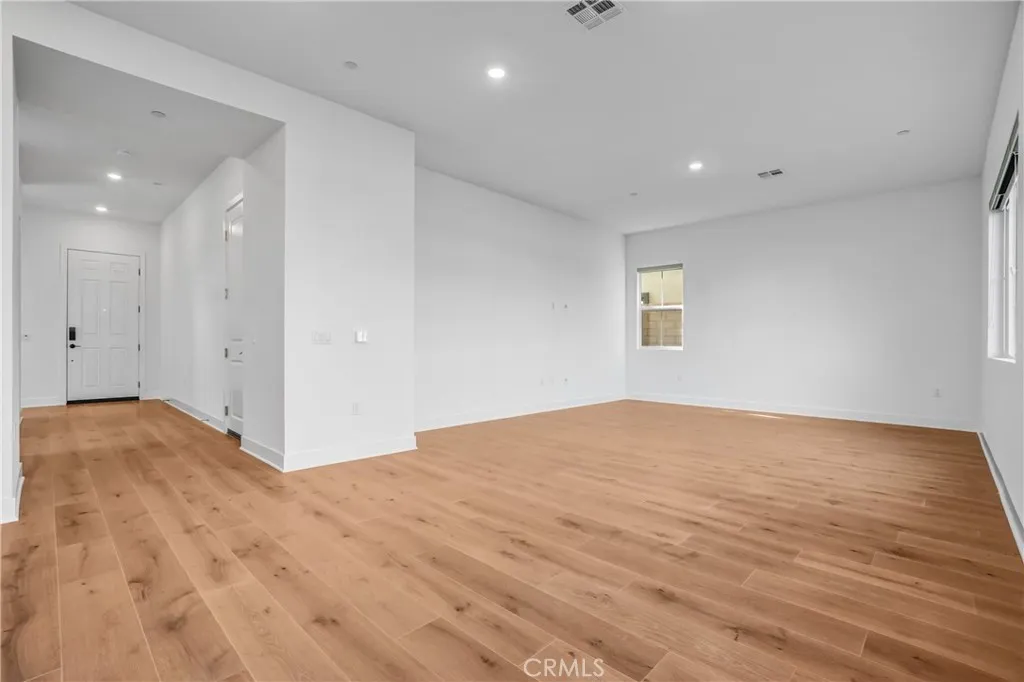 Additional image 42 of 102 Pansy, Irvine, CA 92618