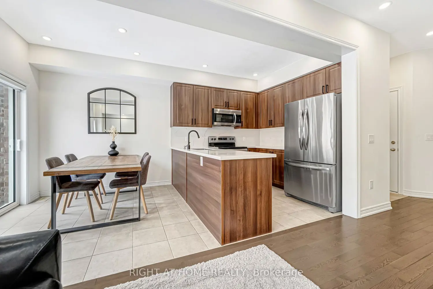 Additional image 8 of 52 Veterans Street