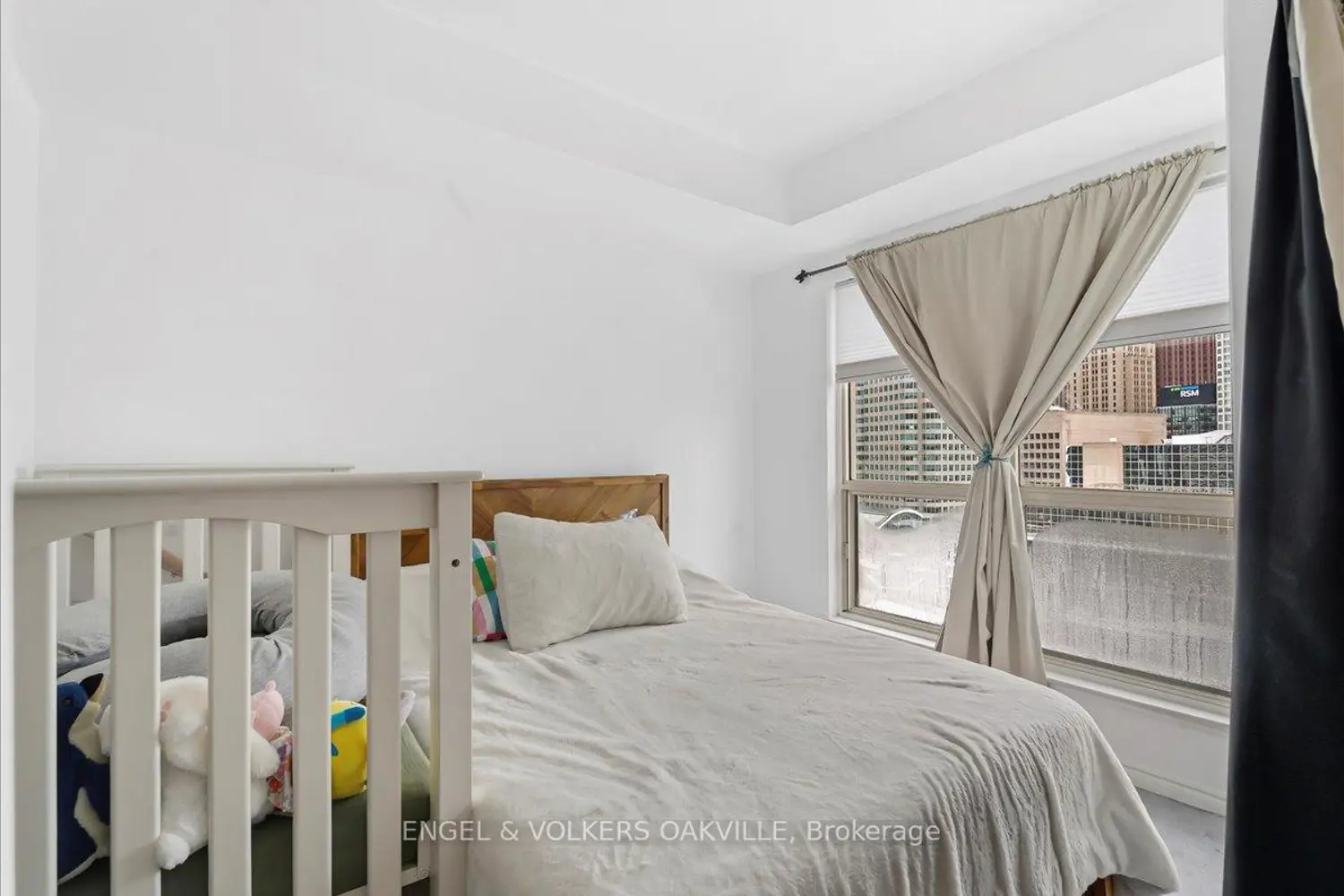 Additional image 6 of 25 The Esplanade 1811