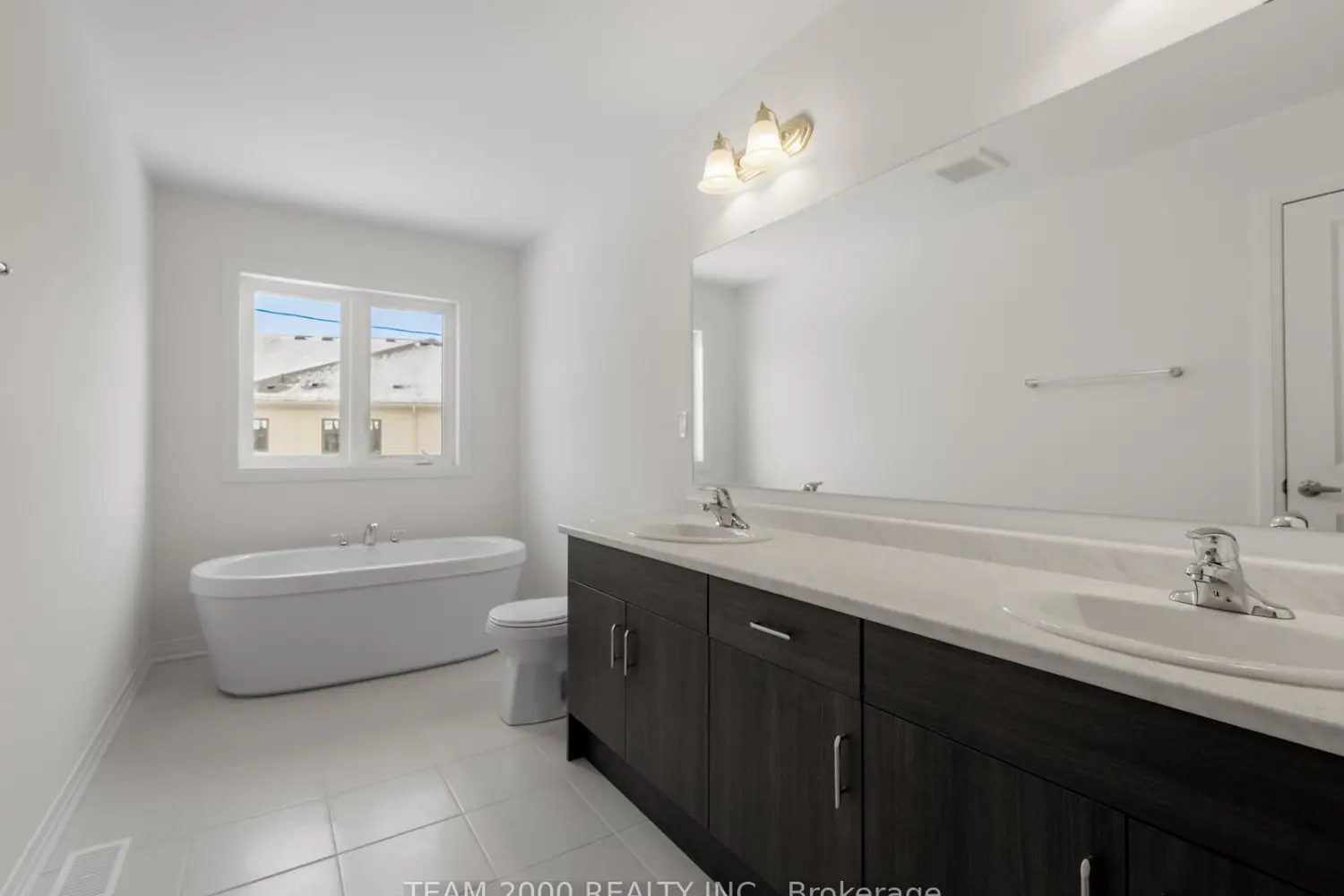 Additional image 12 of 77 Manuel Street