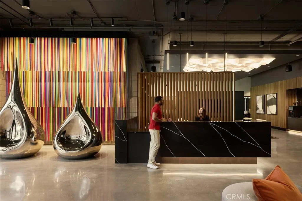 Additional image 5 of 21010 Erwin Street Unit 439, Woodland Hills, CA 91367