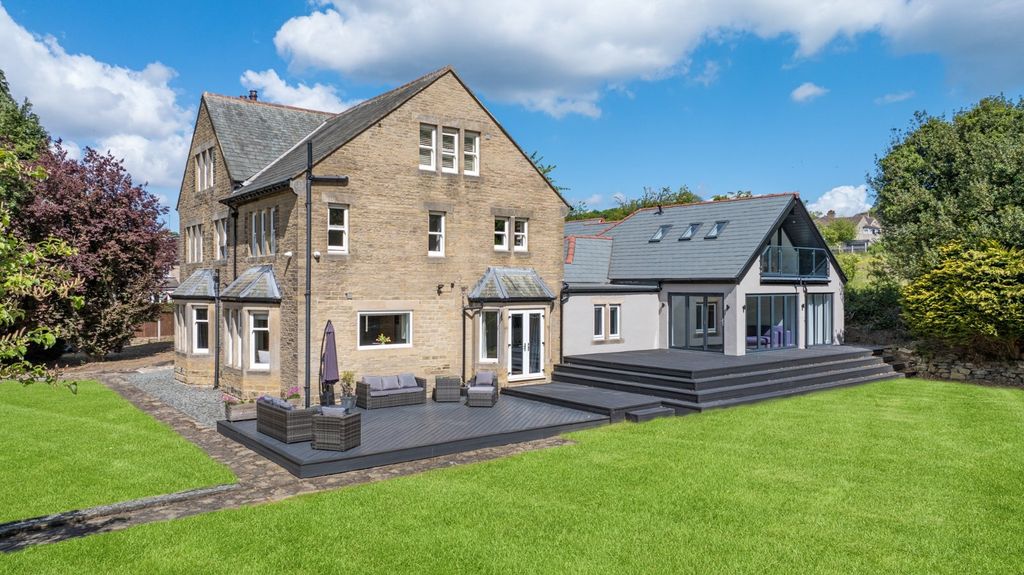 9 bed detached house for saleLayton Lane, Rawdon, Leeds, West Yorkshire LS19