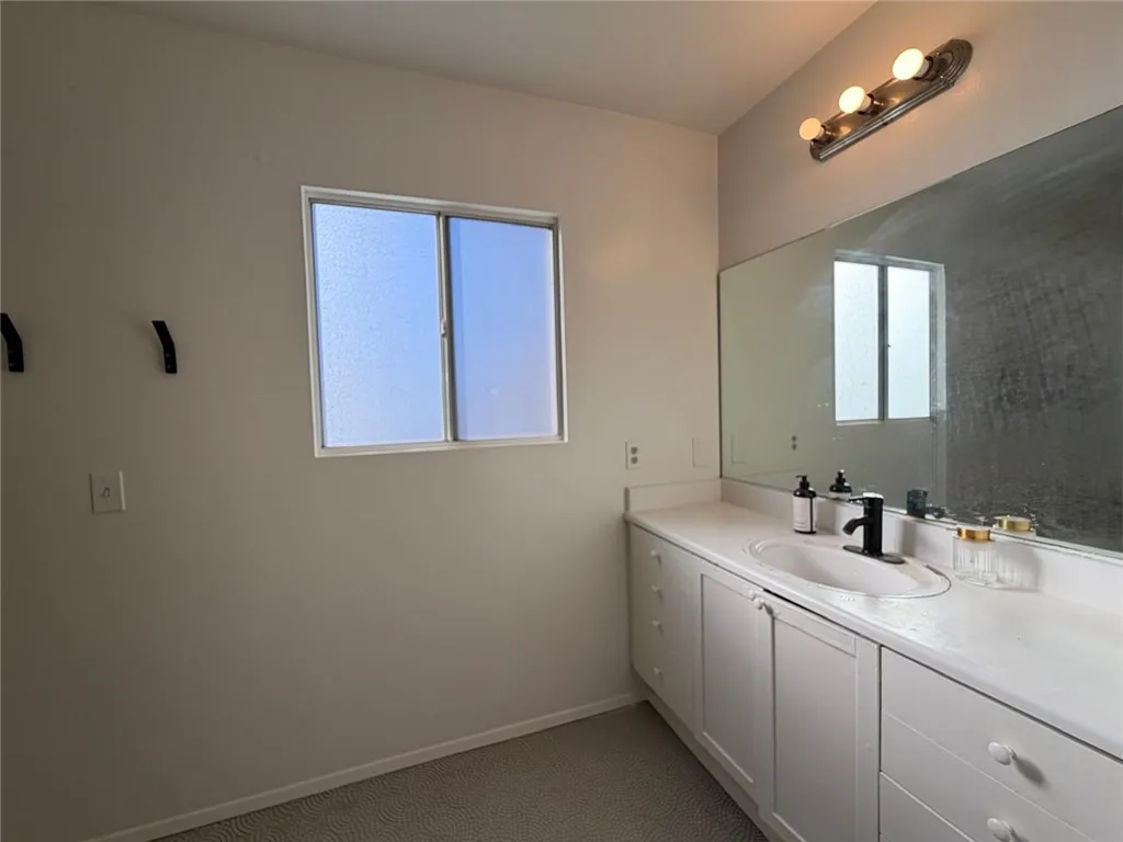 Additional image 12 of 911 N Beaudry Avenue Unit E, Los Angeles, CA 90012