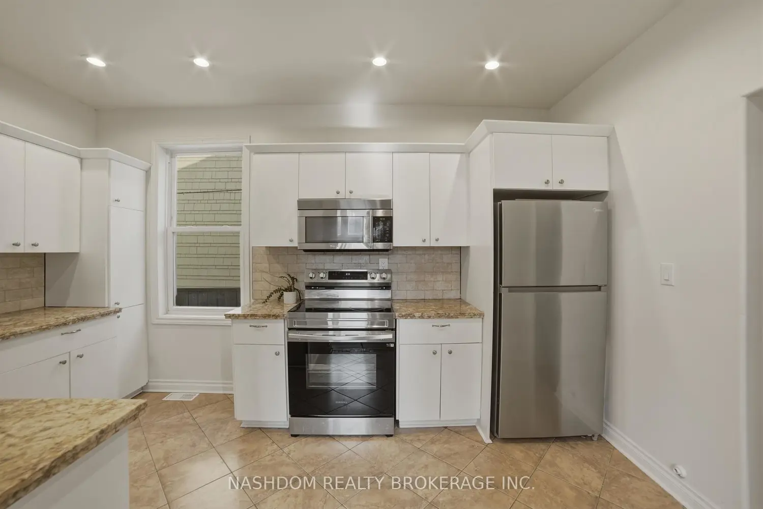 Additional image 3 of 81 Ottawa Street