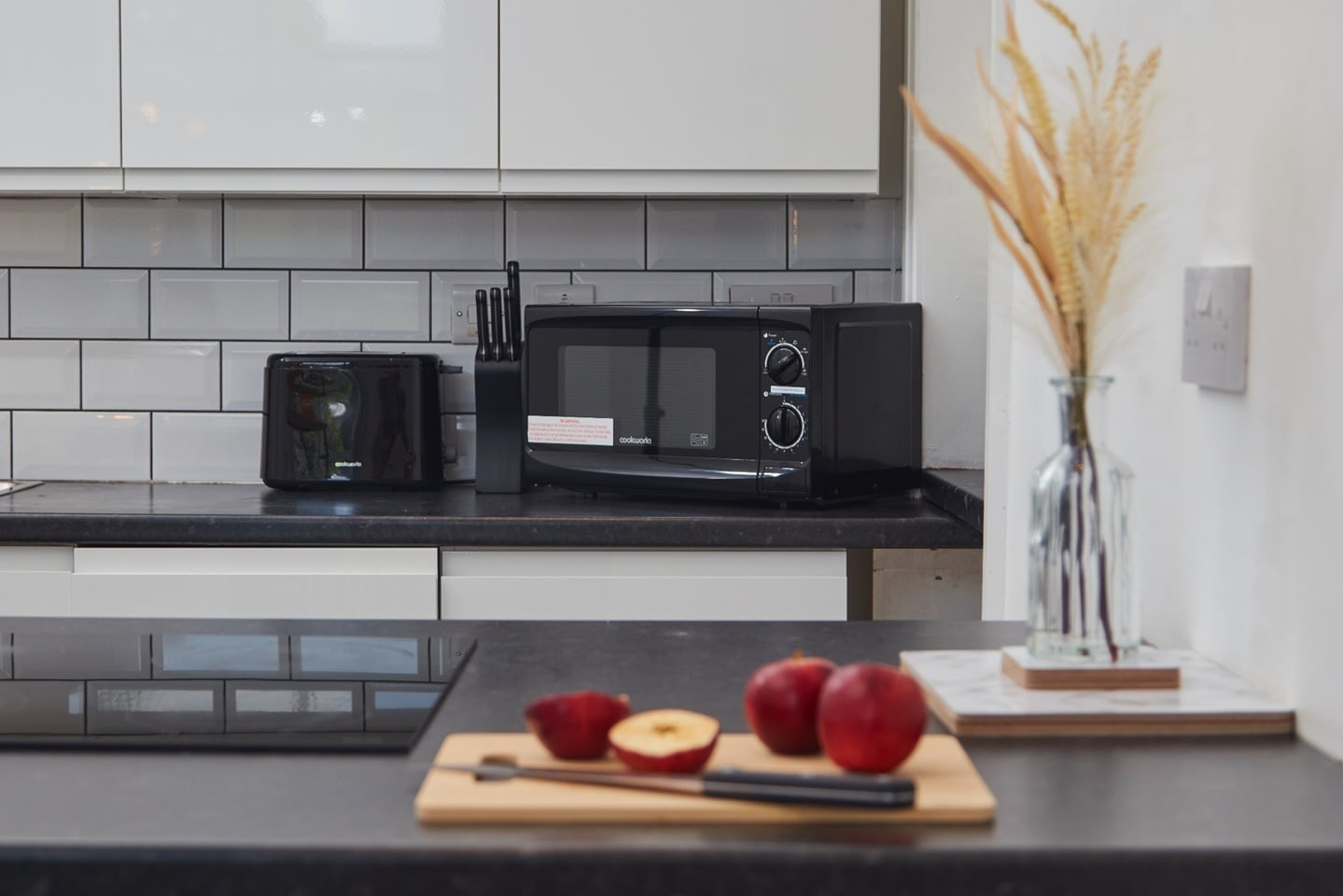 Additional image 17 of 2 Bed Flat, Blenheim Terrace, LS2, N1 7GU