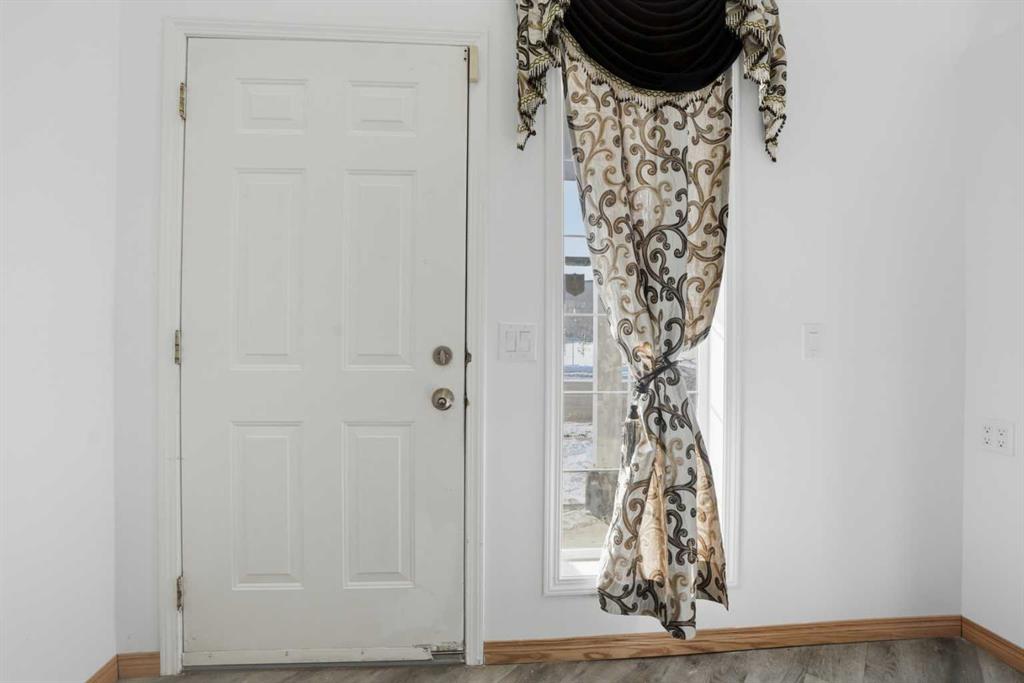 Additional image 2 of 523 Martindale Drive NE, Calgary, AB, T3J 4W3