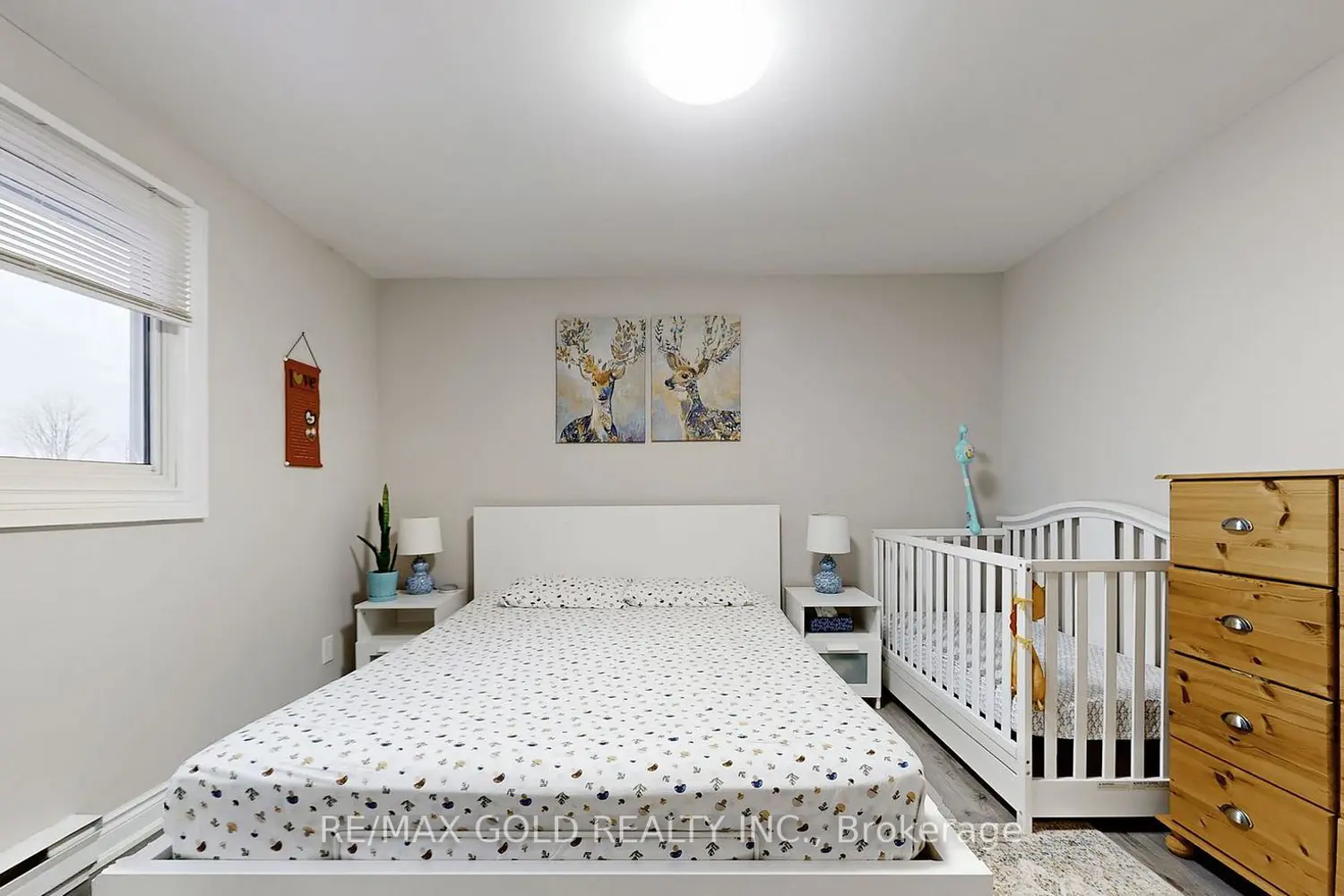 Additional image 11 of 12 Glencastle Square