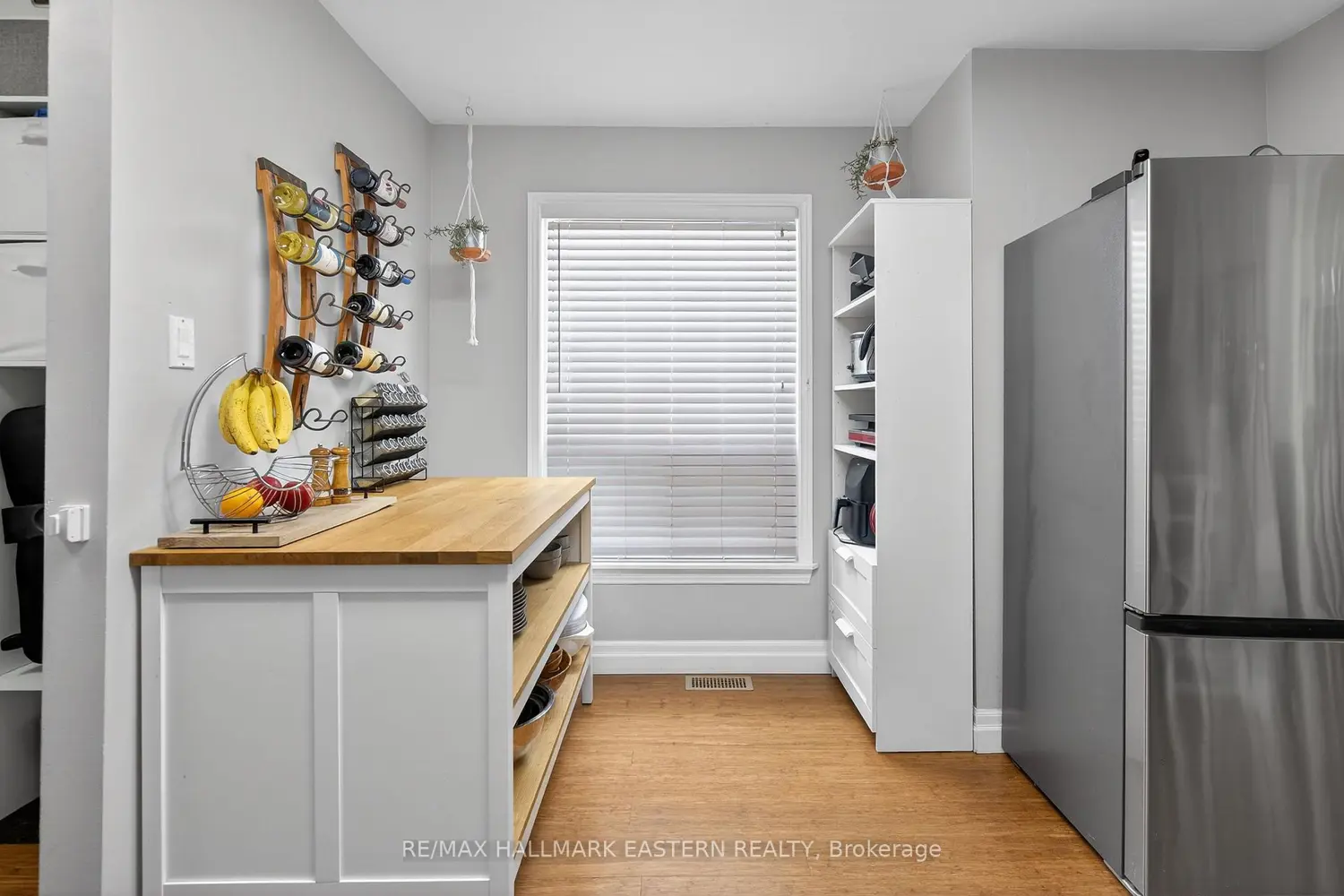 Additional image 3 of 488 Crystal Drive