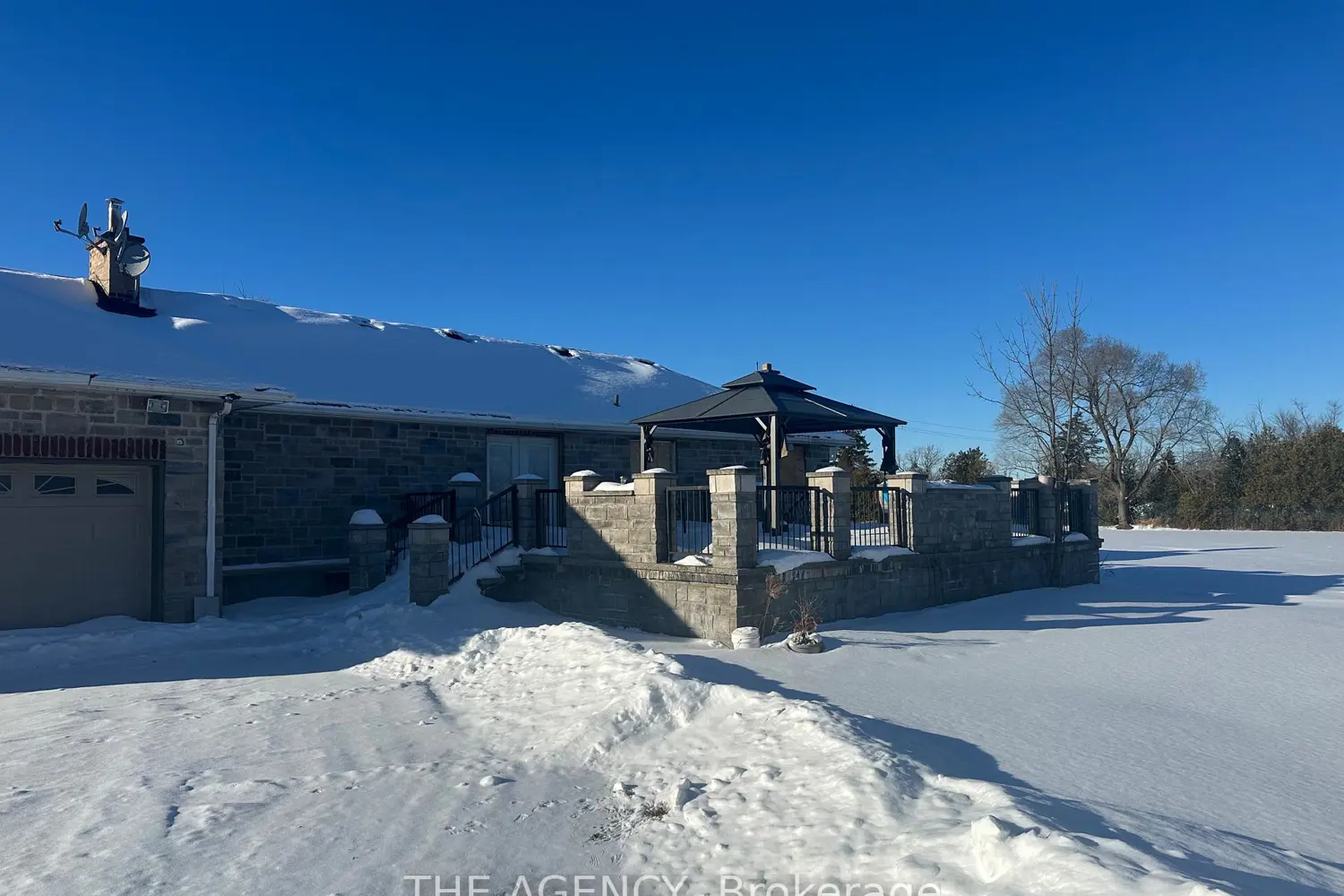 295 Park Road photo 5