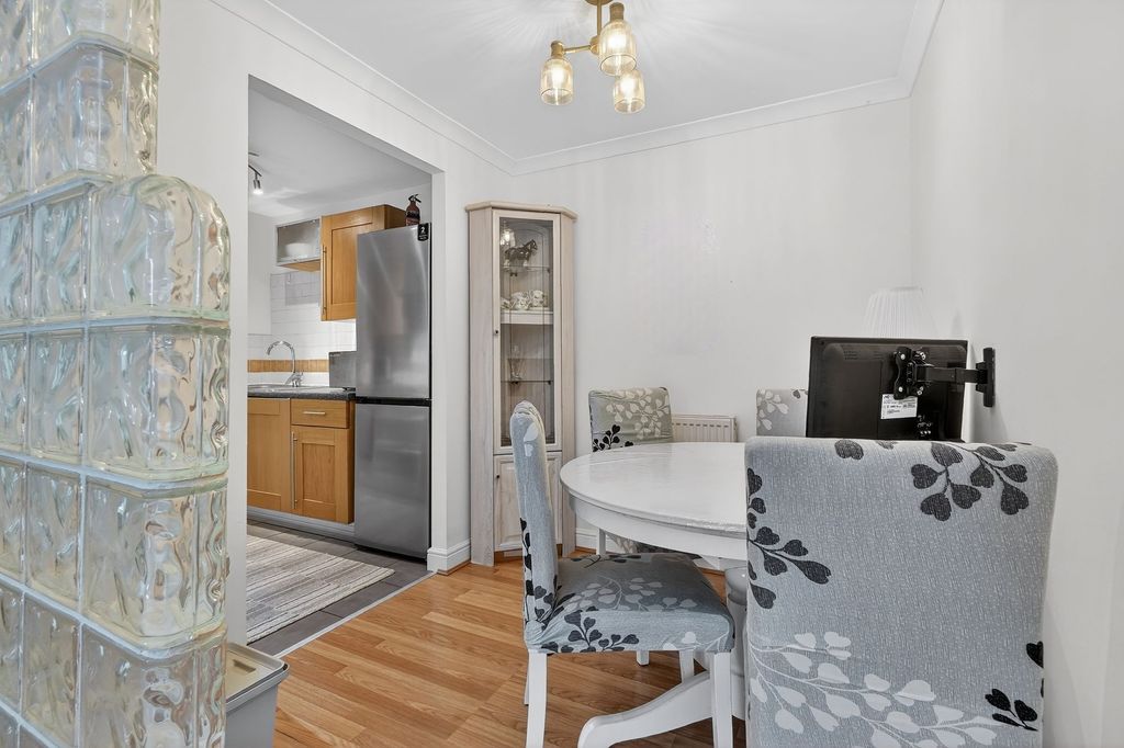 Additional image 8 of 2 bed flat for sale5 Townhead Gardens, Kilmarnock KA3
