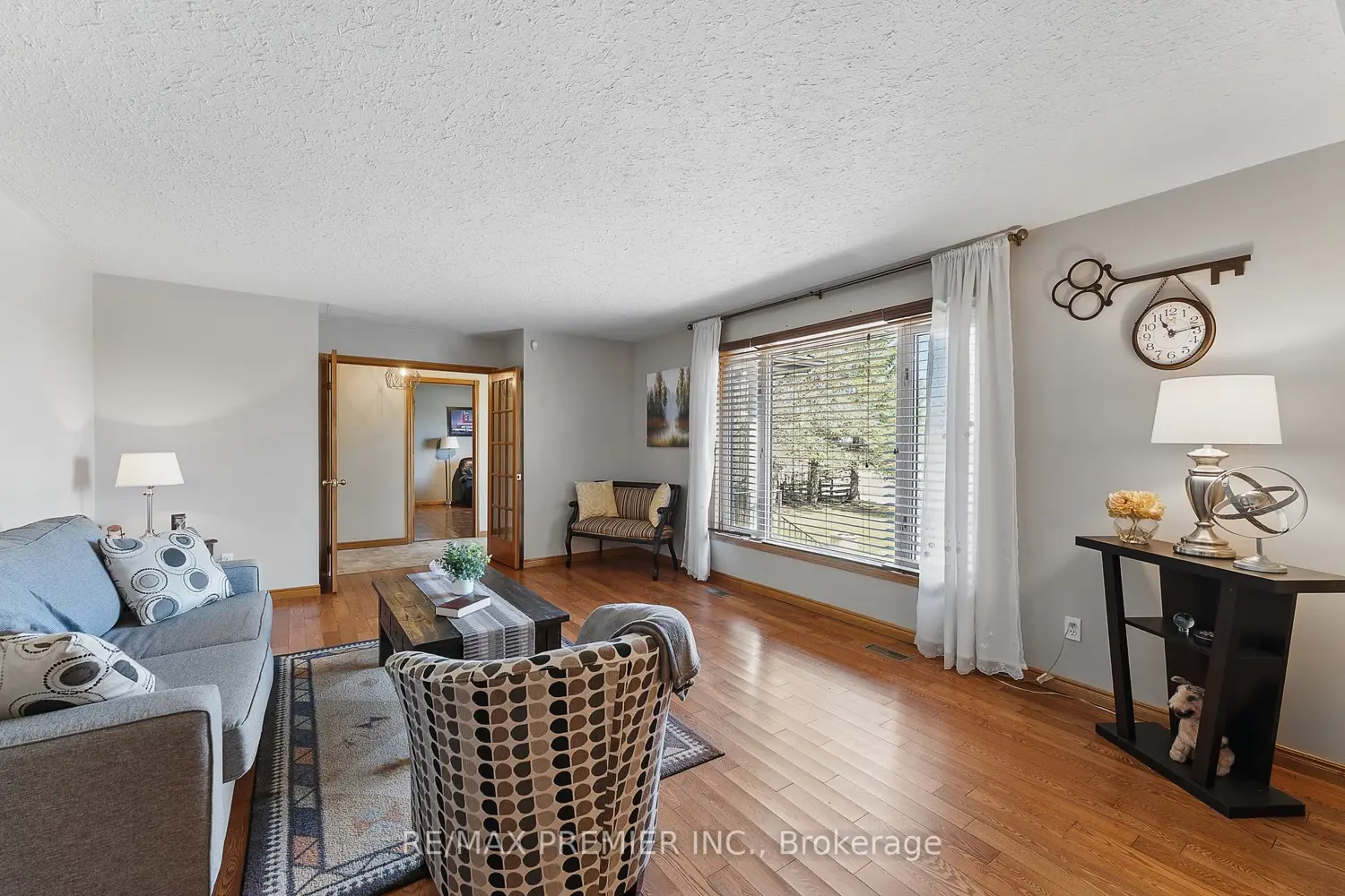 Additional image 11 of 733036 Southgate 73 Side Road