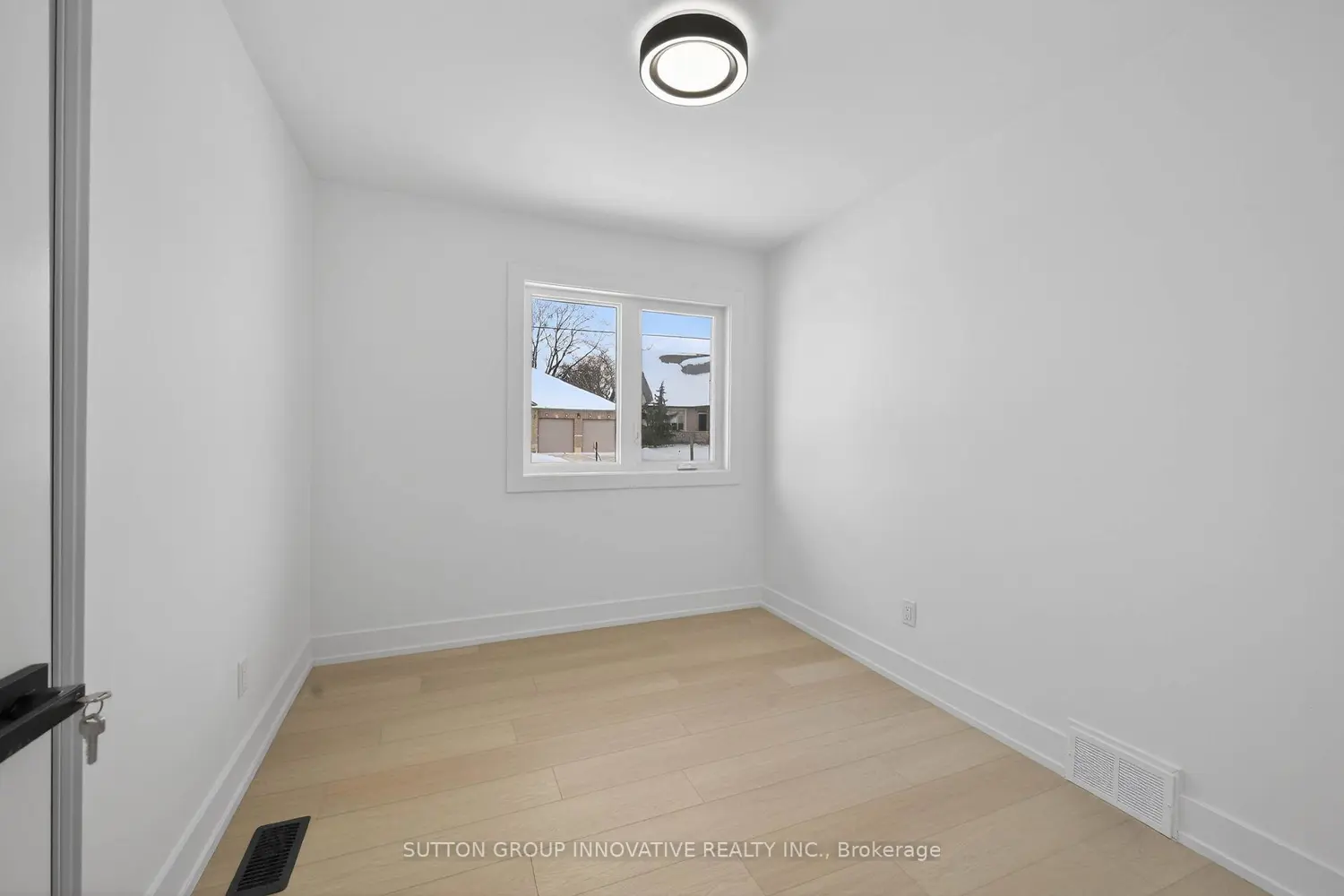 Additional image 8 of 124 Corman Avenue